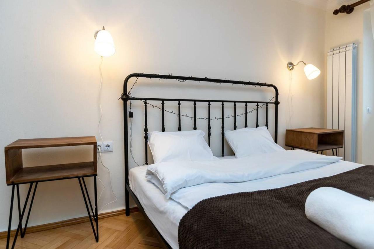 Wehost Cosy Apartment Tbilisi Zewnętrze zdjęcie
